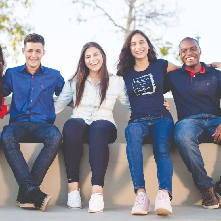 tips-for-making-friends-at-uni-1