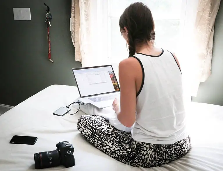How To Use Laptop In Bed Without Overheating: 16 Tips To Cool