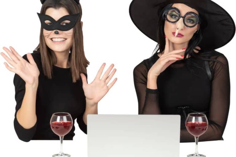 18 Easy Halloween Costume Ideas with Glasses For You To Wear
