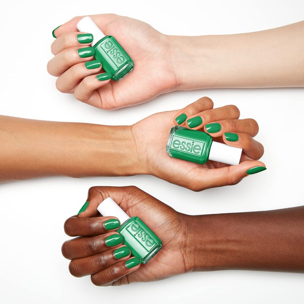 essie Salon-Quality Nail Polish Green
